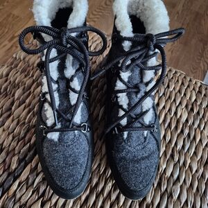 Sorel Black and White Winter Boots